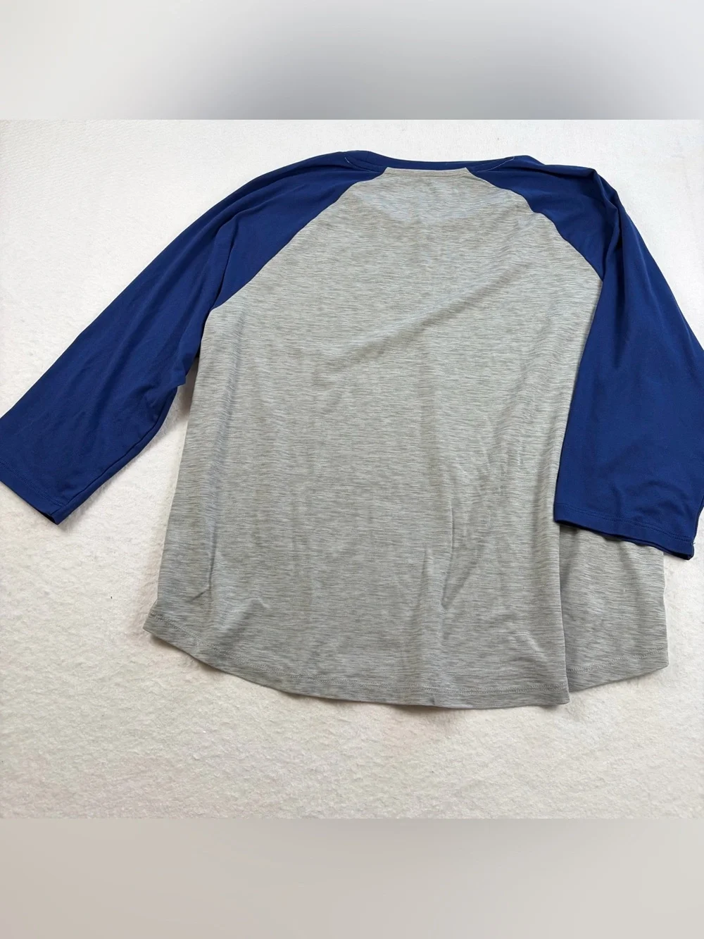 Eddie‎ Bauer Gray Body with Blue Raglan Long Sleeve Sleep Shirt